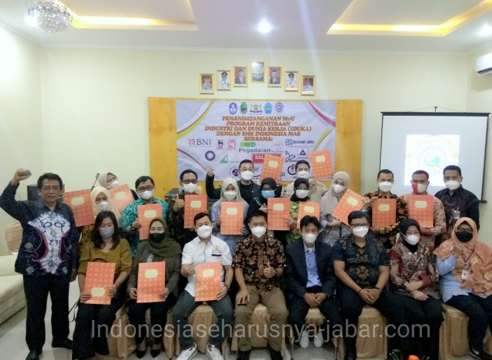Penandatanganan MoU program kemitraan Industri dan Dunia Kerja(INDUKA) Dengan SMK Indonesia Mas