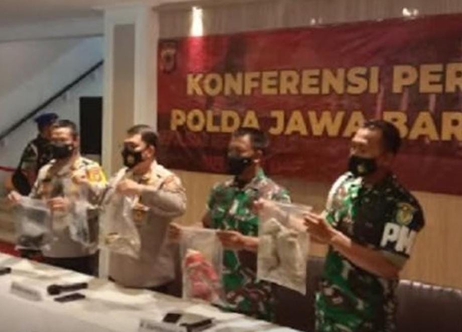 Klarifikasi atas kejadian tabrak lari yang diduga oleh oknum TNI di Kantor Polda Jawa Barat